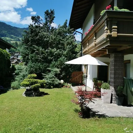 Told Elisabeth * フューゲン